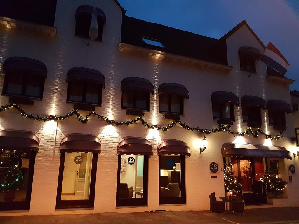 Js Hotel Epen Luaran gambar