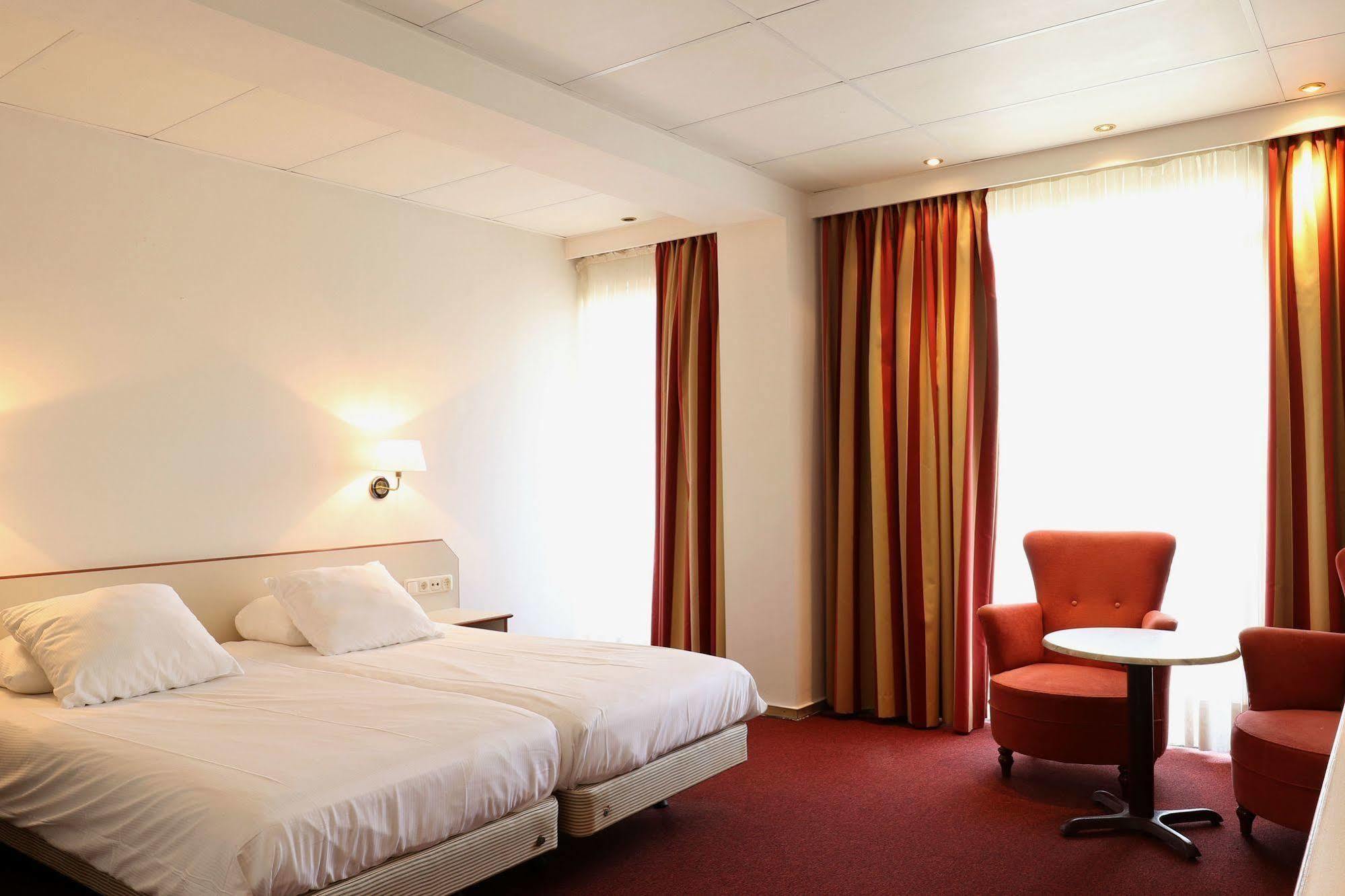 Js Hotel Epen Luaran gambar