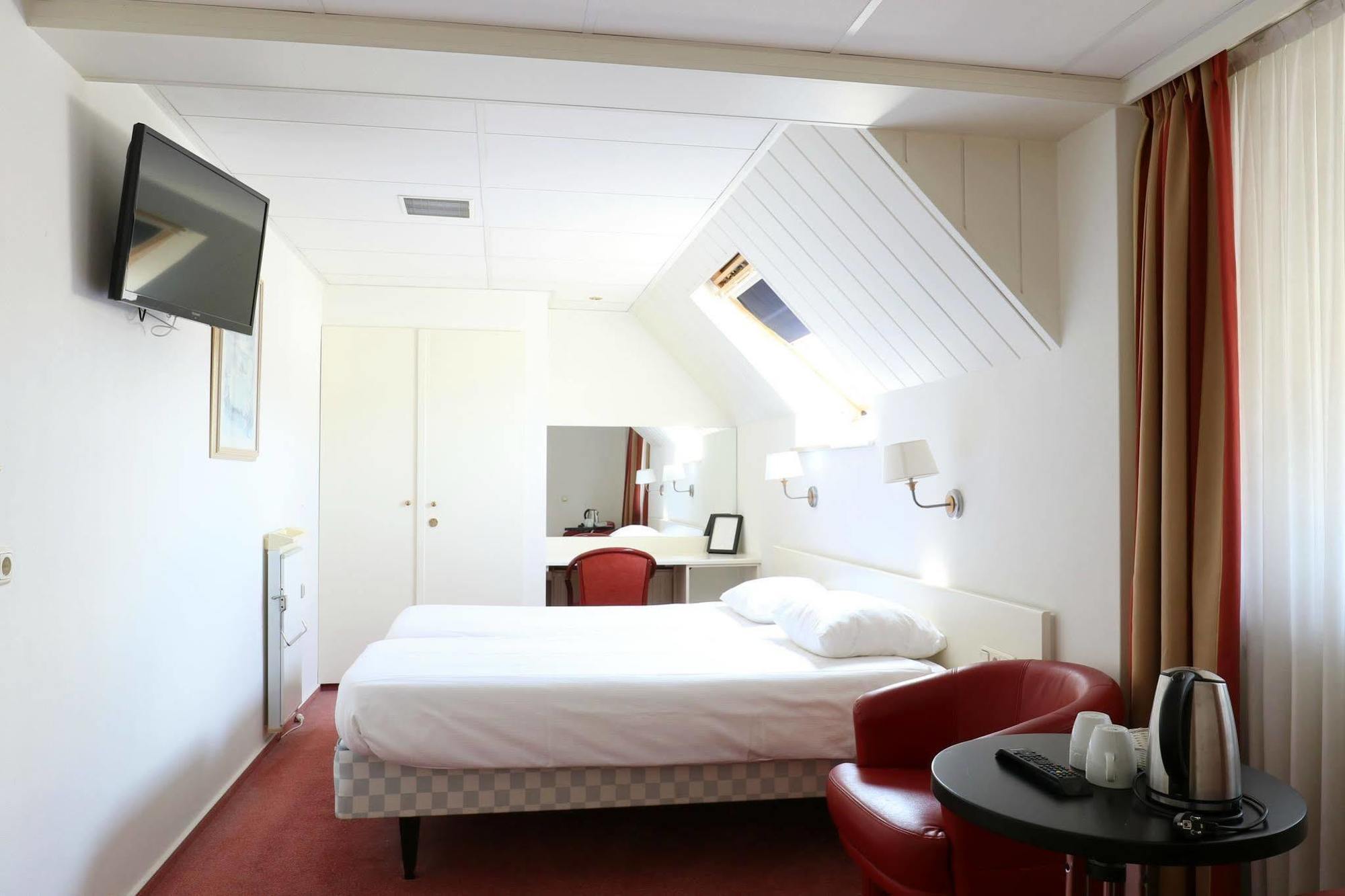 Js Hotel Epen Luaran gambar