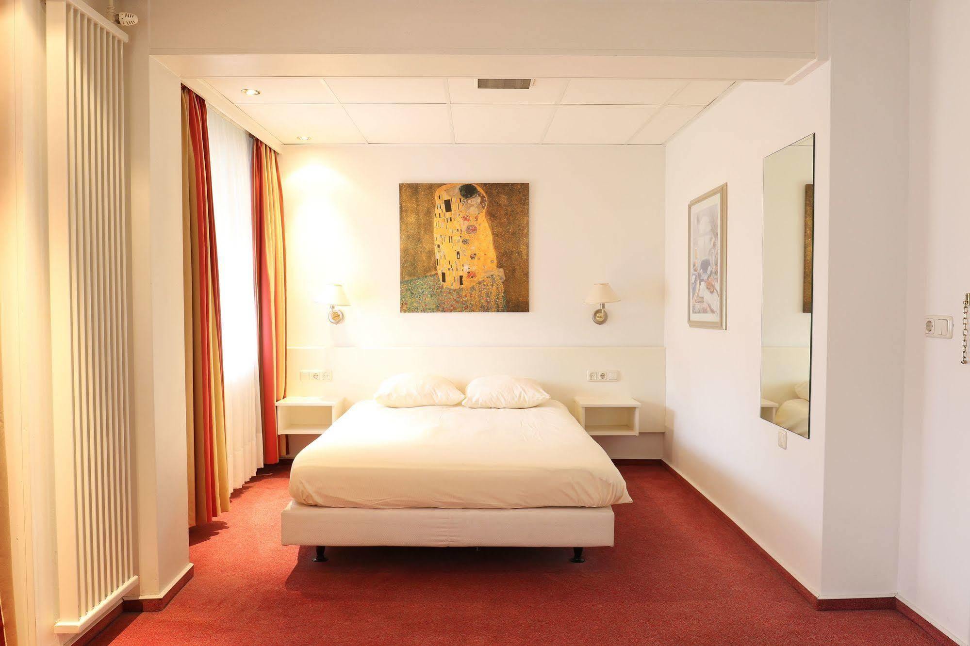 Js Hotel Epen Luaran gambar
