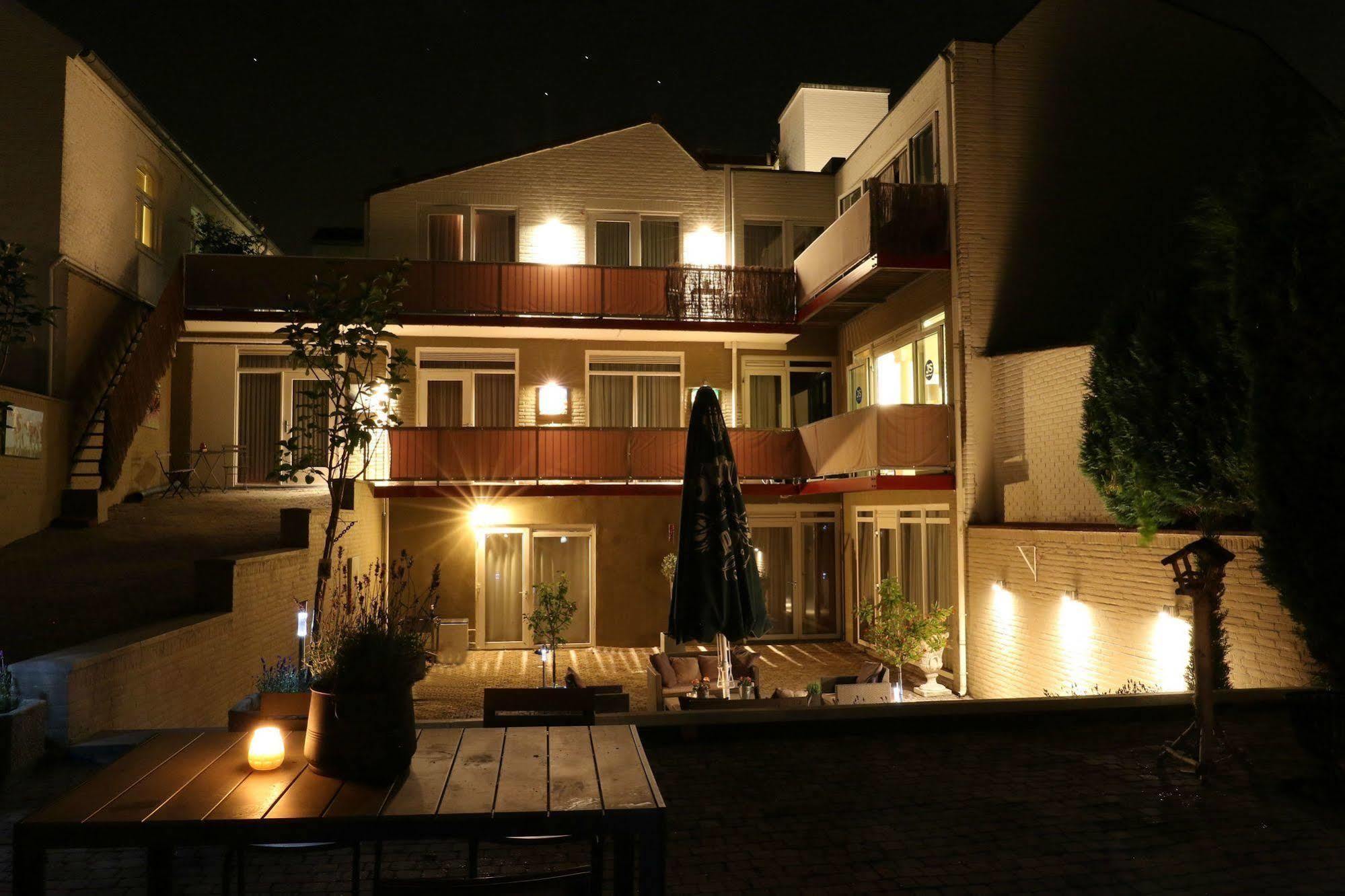 Js Hotel Epen Luaran gambar